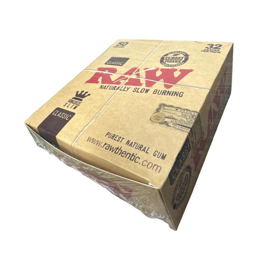 RAW CLASSIC KING SIZE SLIM NATURALLY SLOW BURNING ROLLING PAPERS - PACK OF 50