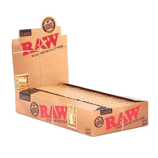 RAW CLASSIC 1 1/4 SIZE NATURAL UNREFINED ROLLING PAPERS - PACK OF 15